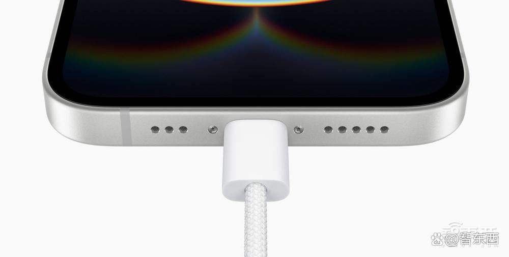 苹果上架iPhone 16e！首发憋了6年的大招，起步便宜1500